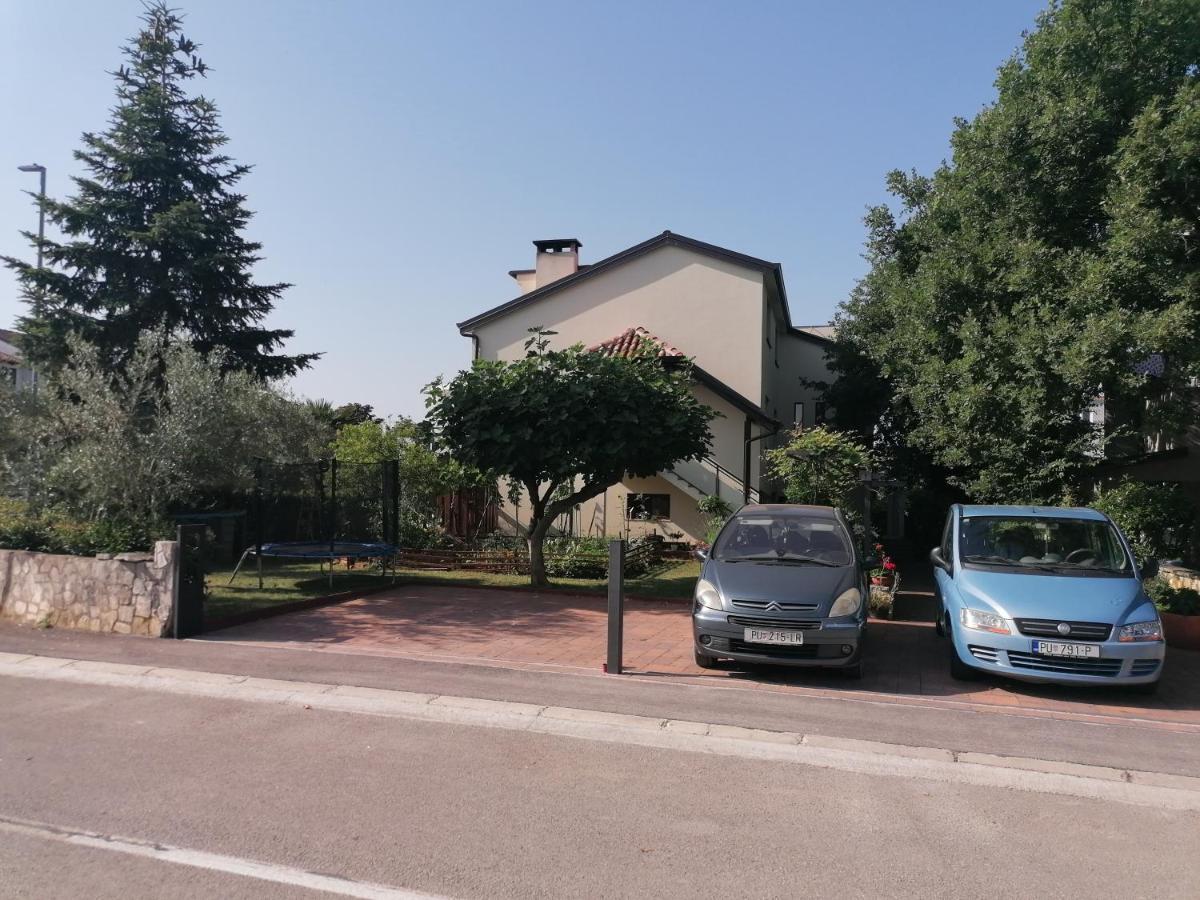 Apartment Jasna Poreč Exteriör bild