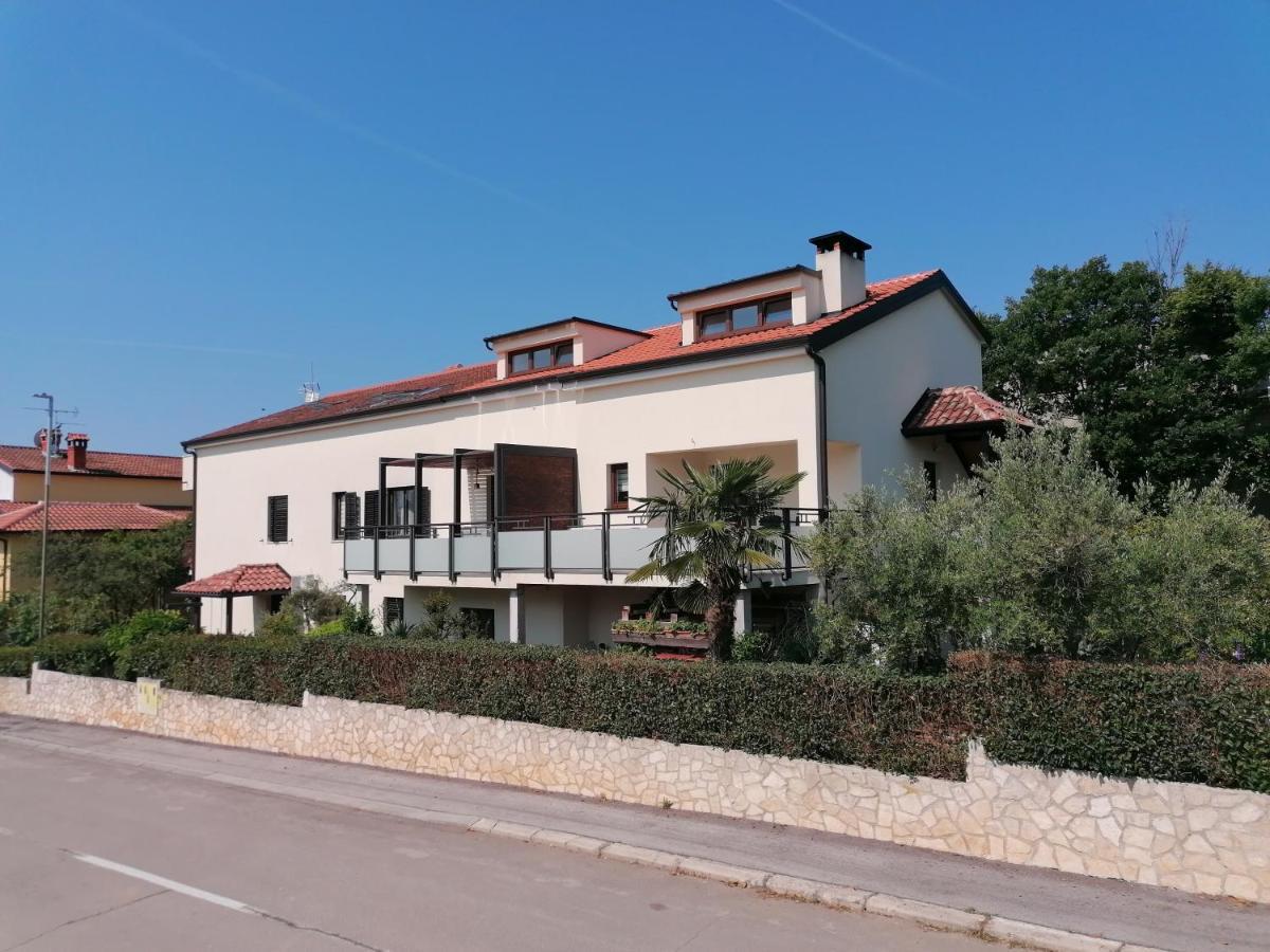 Apartment Jasna Poreč Exteriör bild